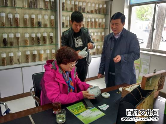 磁縣科學技術(shù)局、金益農(nóng)公司赴農(nóng)科院藥用植物研究中心考察洽談