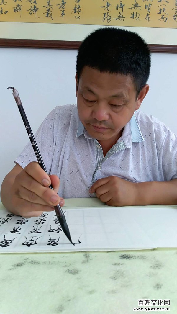 CCTV我愛你中華網(wǎng)絡(luò)電視頻道《放飛夢想》欄目走進(jìn)山東儒林文化園