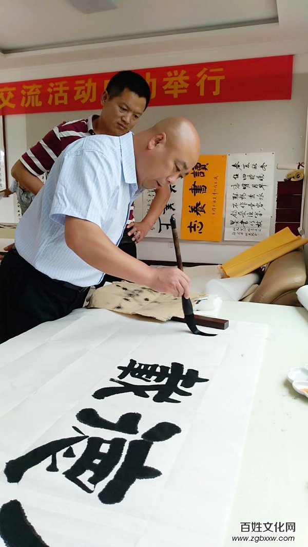 CCTV我愛你中華網(wǎng)絡(luò)電視頻道《放飛夢想》欄目走進(jìn)山東儒林文化園