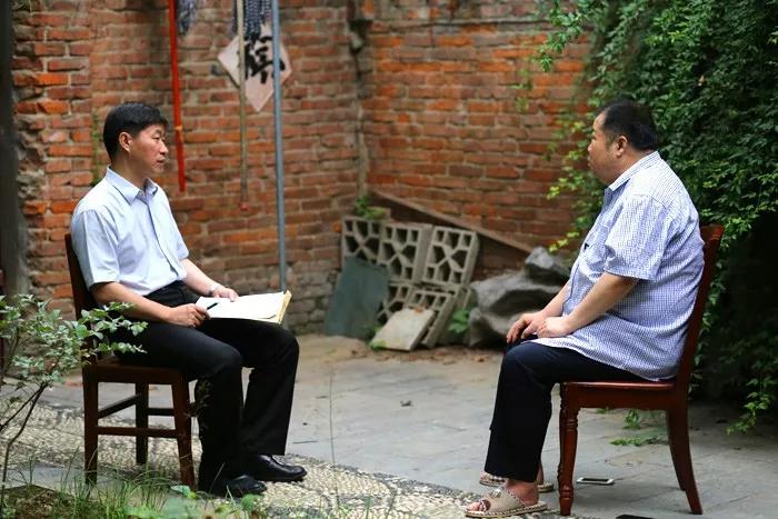 二月河接受中央紀(jì)委網(wǎng)站采訪二三事