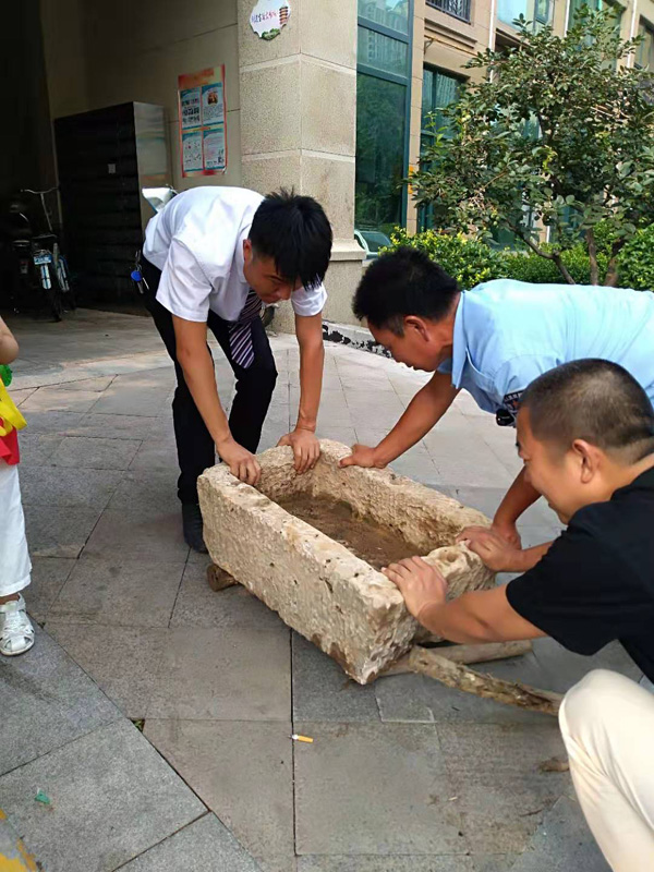 安陽(yáng)恒大物業(yè) 貼心服務(wù)暖人心