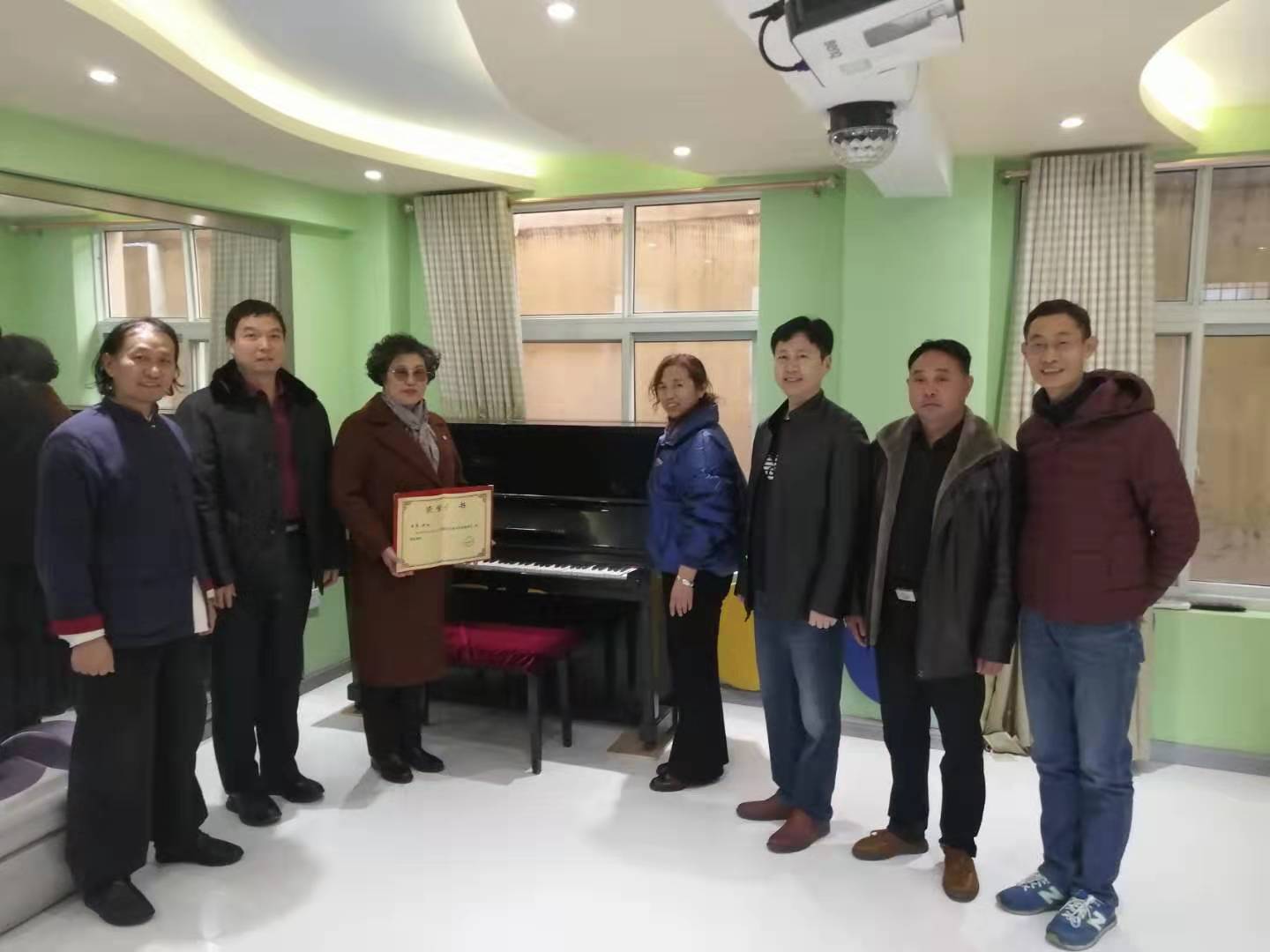 安陽民建第二支部召開民主生活會