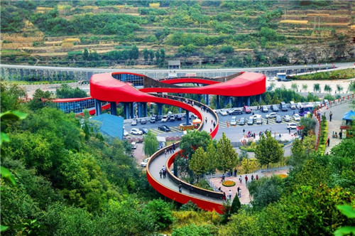 紅旗渠風景區(qū)有序開放 迎來首批游客