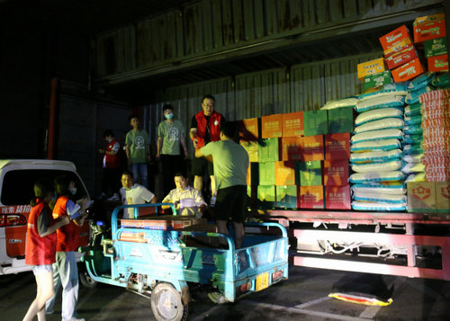 北京公益服務(wù)發(fā)展促進(jìn)會(huì)為河南?？h災(zāi)后援助紀(jì)實(shí)