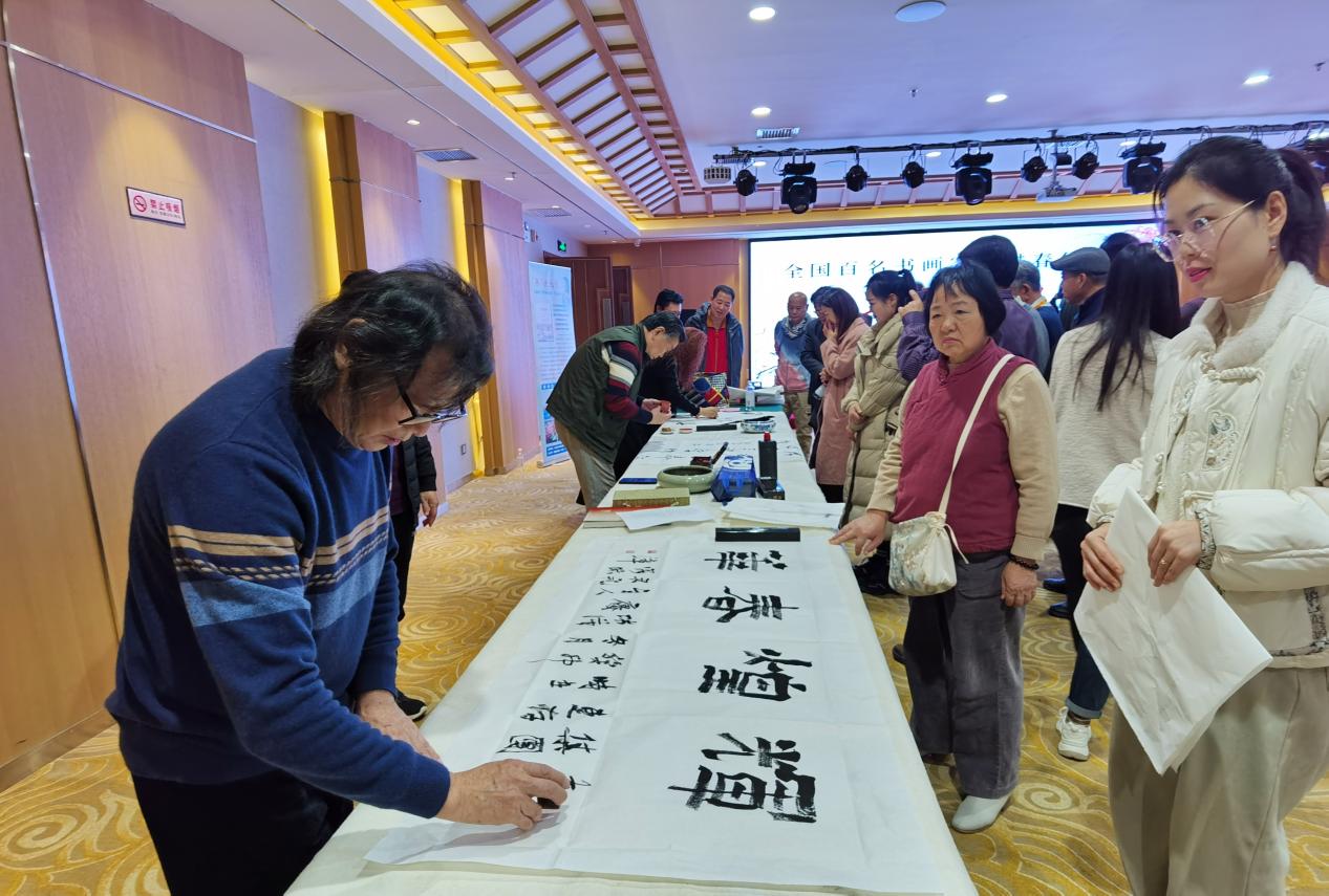 首屆“大美鄴城杯”全國詩書畫大賽頒獎盛典在河北臨漳圓滿舉行 首屆“大美鄴城杯”全國詩書畫大賽頒獎盛典在河北臨漳圓滿舉行