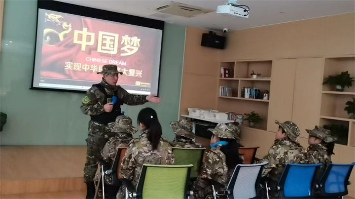 橫墅江社區(qū)青少年國防素質(zhì)提升計劃暨冬訓(xùn)活動順利收官