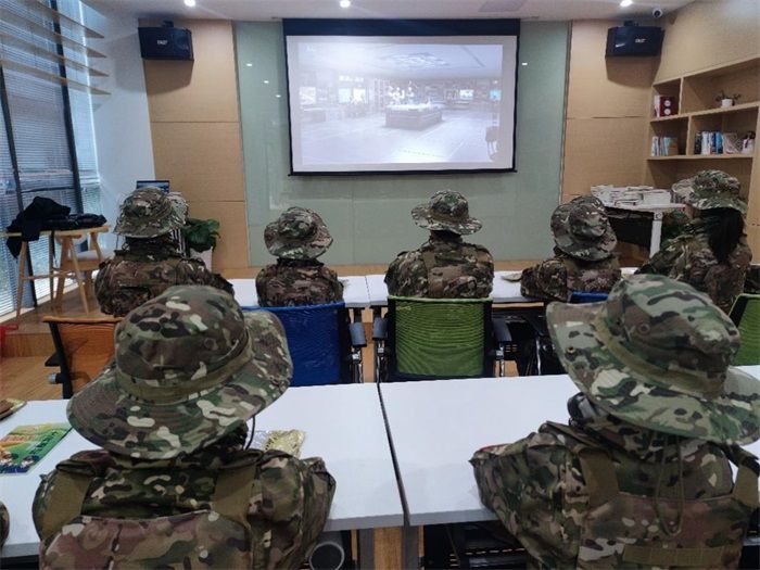 橫墅江社區(qū)青少年國防素質(zhì)提升計劃暨冬訓(xùn)活動順利收官