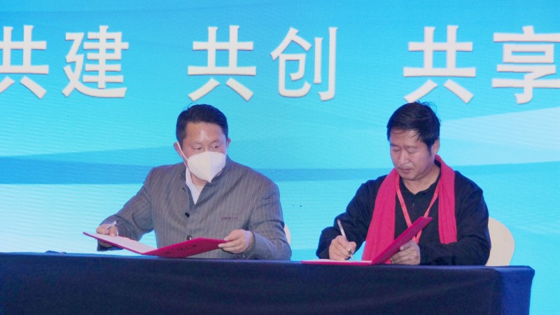 那年我們?cè)卩l(xiāng)下-村支書(shū)講述共同富裕的故事在合肥舉行，軍神碳?xì)渖锟萍吉?dú)家冠名