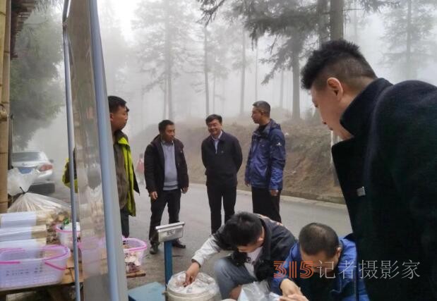 貴州務川黃都鎮(zhèn)桂花村開展“黨建引領聚合力、村企共建促振興”支部共建活動