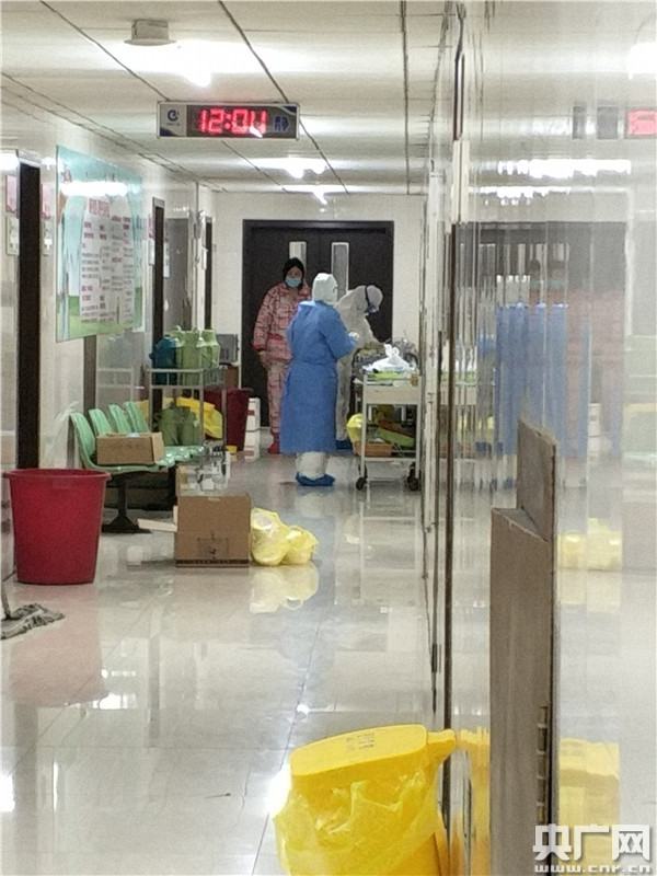 深度報(bào)道：一位新冠肺炎患者的九天