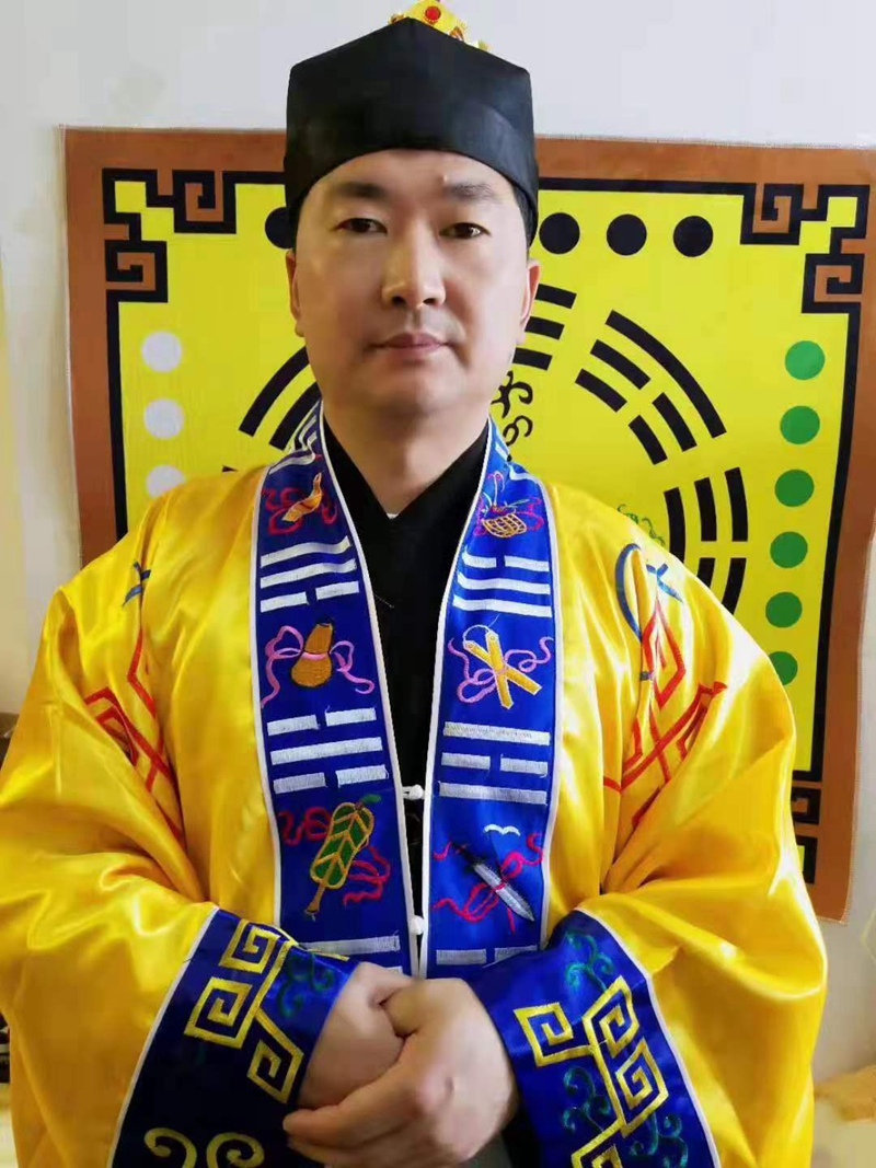 張齊山:道醫(yī)師、非藥物能量調(diào)理師