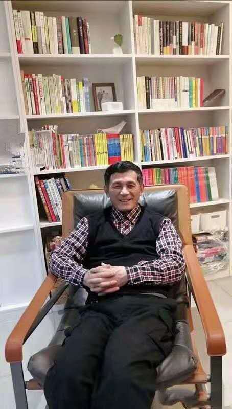 第二屆中國當代實力派優(yōu)秀作家 費龍祥