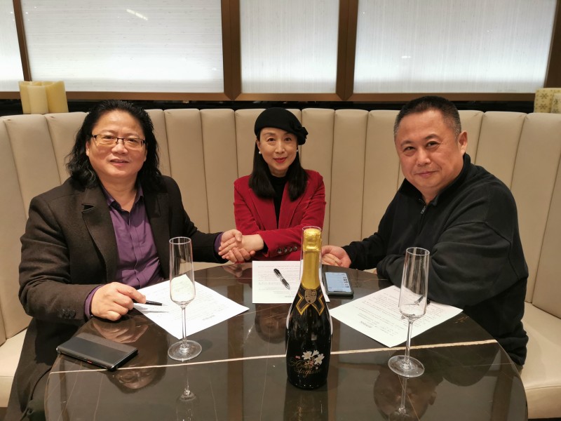 好萊塢中國打造“世界百強(qiáng)名人藝術(shù)家影像拍攝工程＂今天正式簽約