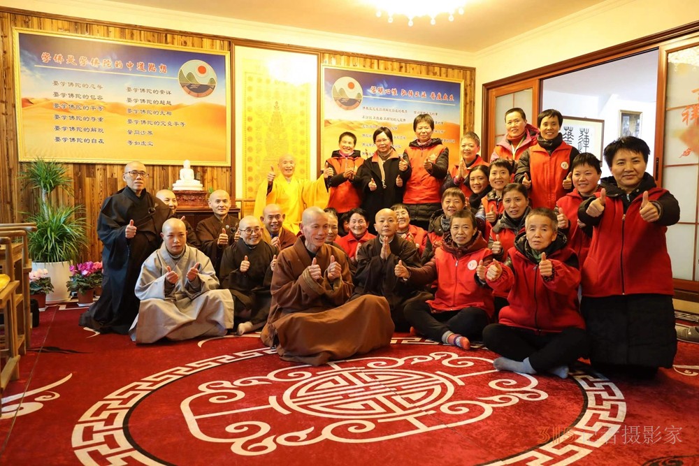 點擊打開原圖 佛教文化封面人物當度法師:以安養(yǎng)丈量我的信仰之路