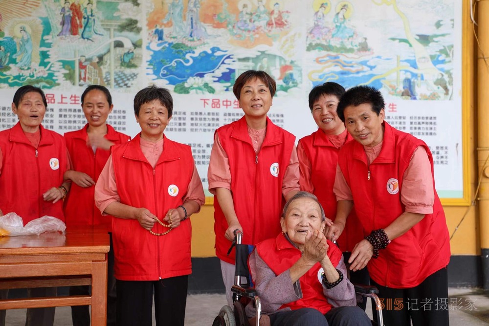 點擊打開原圖 佛教文化封面人物當度法師:以安養(yǎng)丈量我的信仰之路