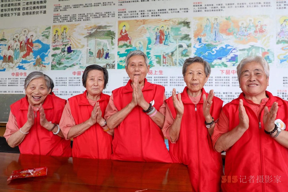 點擊打開原圖 佛教文化封面人物當度法師:以安養(yǎng)丈量我的信仰之路