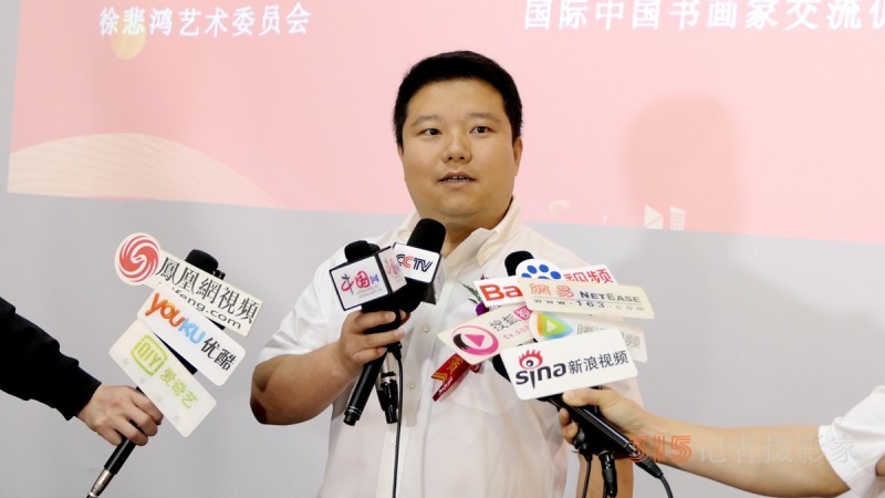 丹心弘國粹 翰墨播京城——北京徐雙喜榜書藝術(shù)中心啟動(dòng)儀式在房山區(qū)舉行